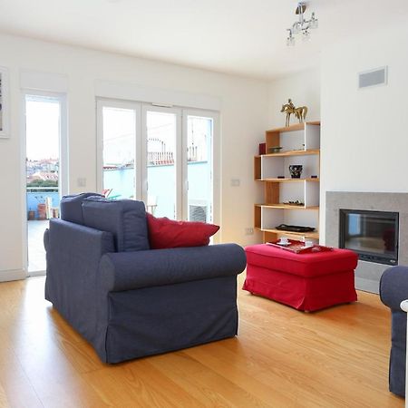 Azulejos' Charming Apartment With Terrace 2 By Lisbonne Collection מראה חיצוני תמונה